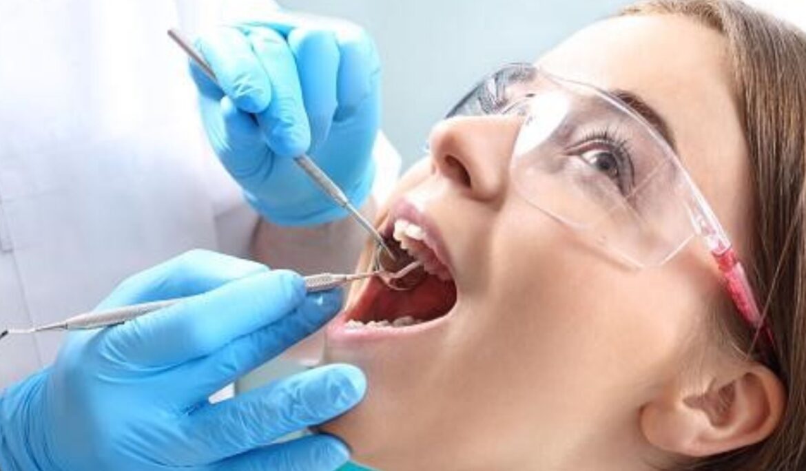 Which Dentist Does Root Canals? Understanding the Role of an Endodontist